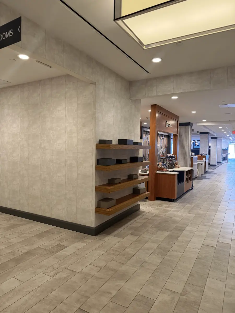 Retail concourse maintained to a commercial standard